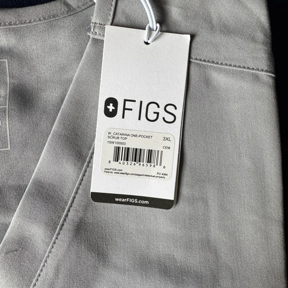 Women’s Figs Catarina one pocket scrub top - Picture 2 of 4